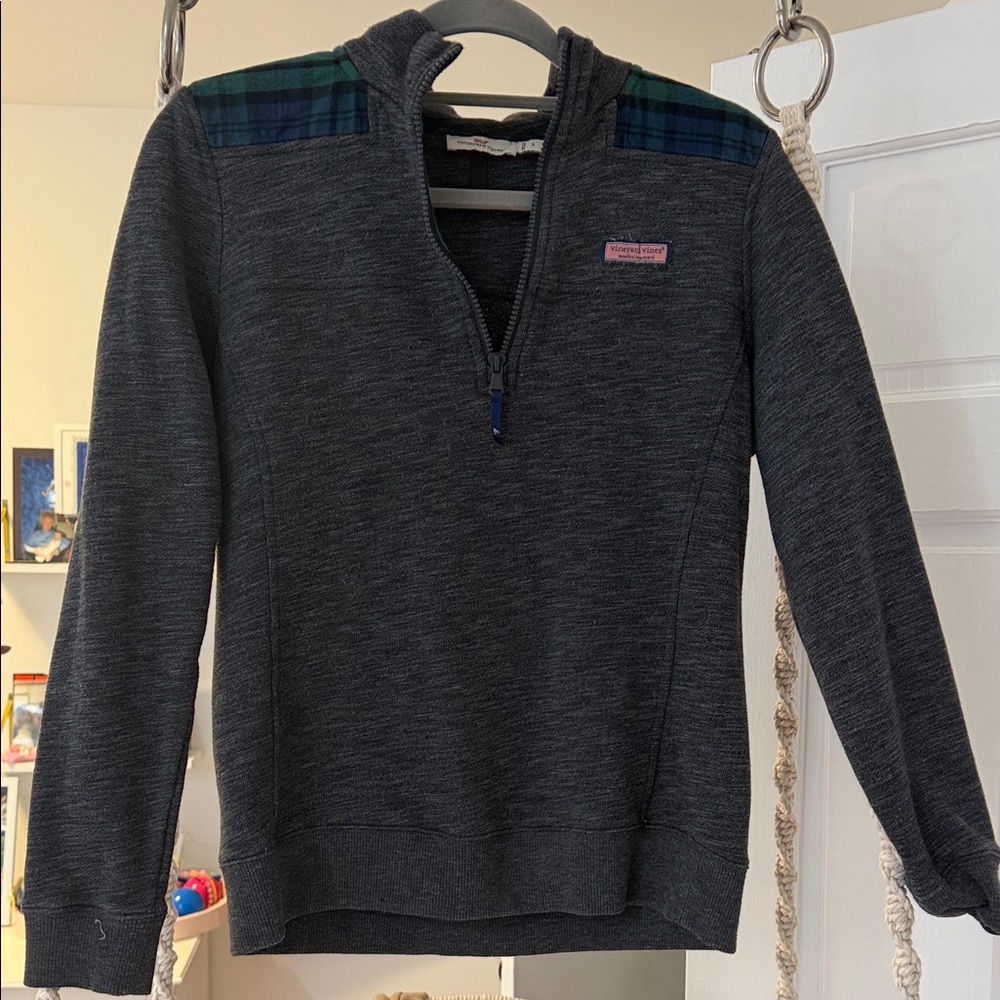 Vineyard Vines Women's Gray Zip-Up Sweater with Plaid Accents